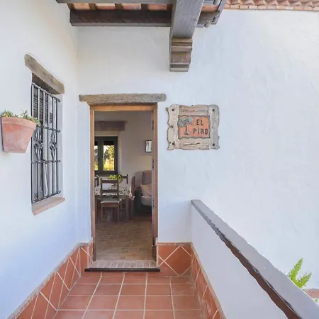 El Pino Apartment *